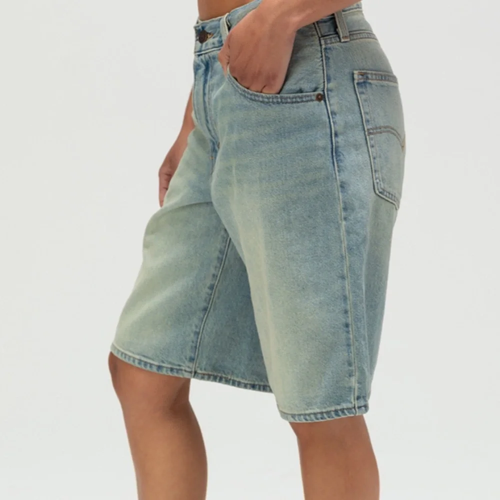 NWT LEVI'S Premium Baggy Dad Womens Jorts - I Told You Sze 34